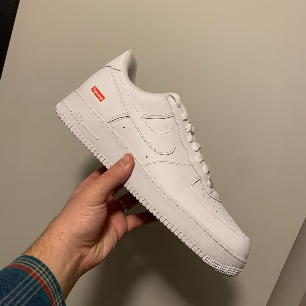 Nike Supreme Air Force One White - Size 13